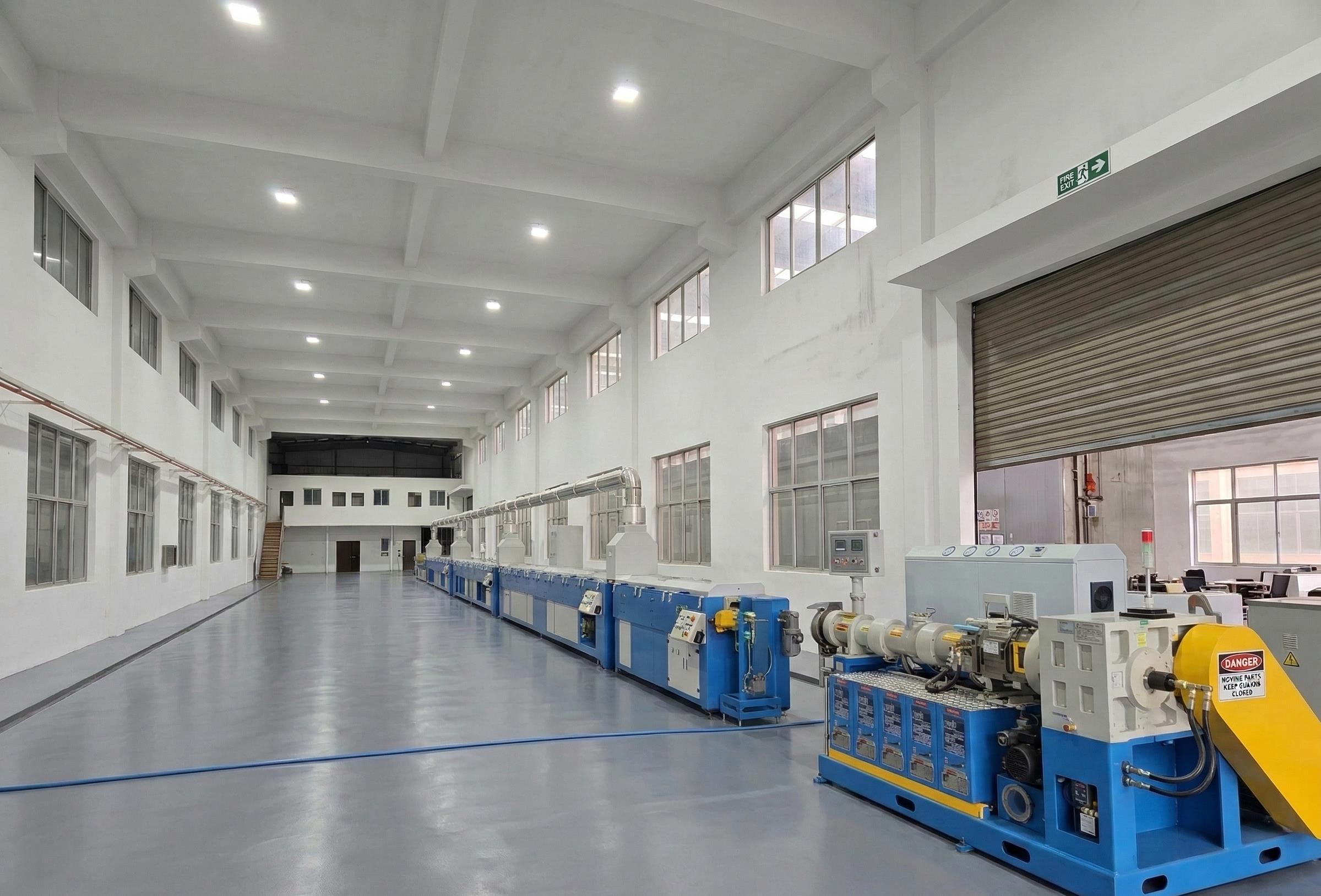 Rubber and foam extrusion production line